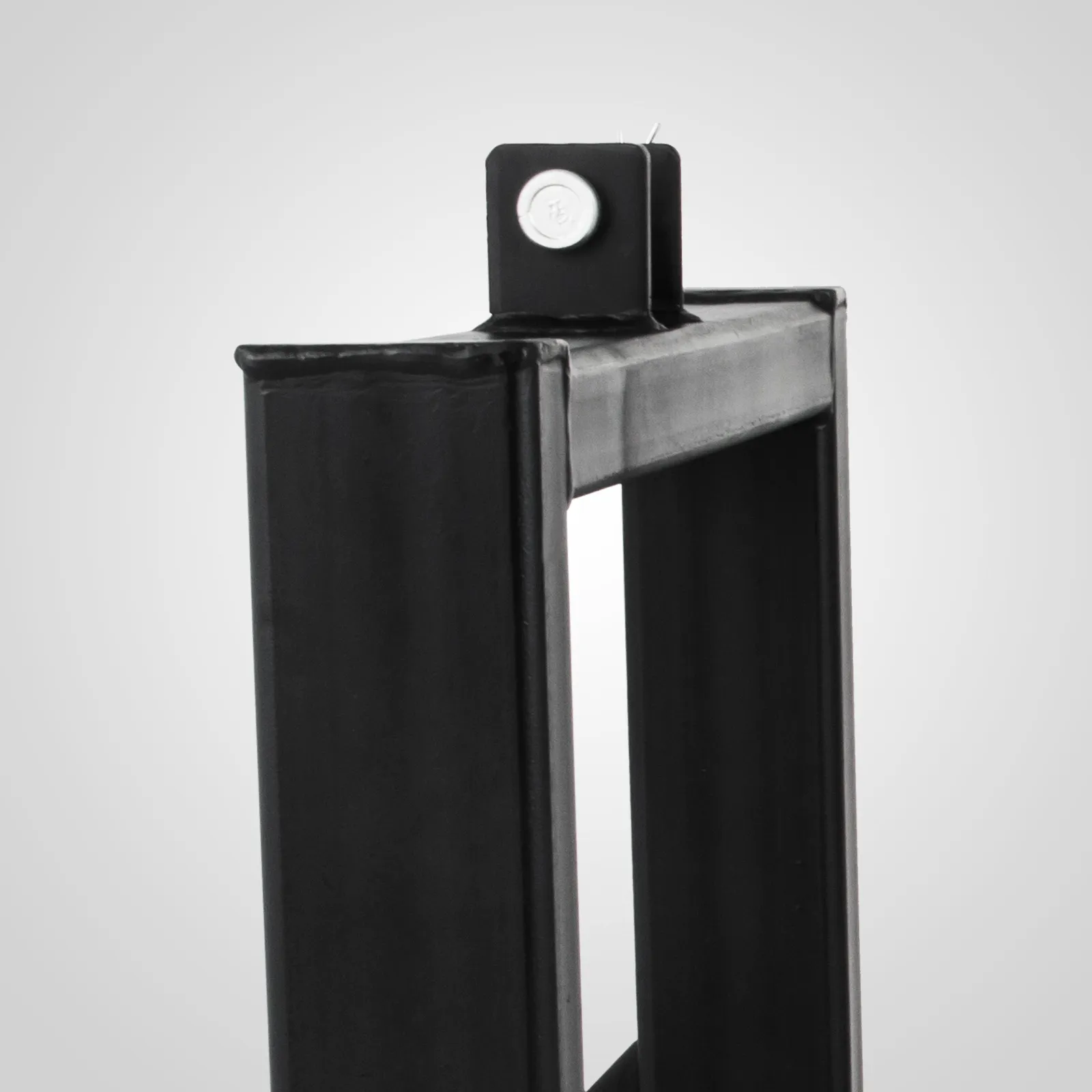 VEVOR 3 point hitch pallet fork, collapsible and easy to store, black finish.