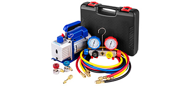 VEVOR vacuum pump hvac kit with manifold gauge set, colorful hoses, and black case.