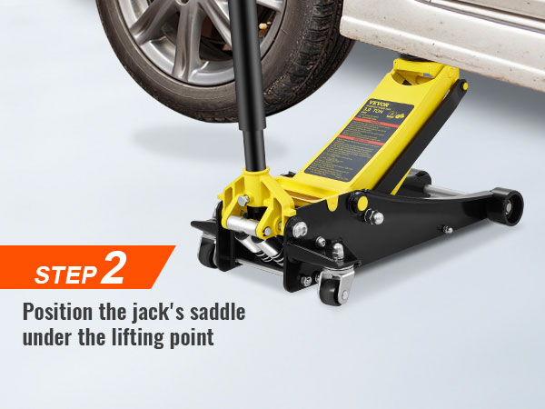 2 žingsnis: pastatykite VEVOR grindų jack balno pagal automobilio kėlimo tašku.