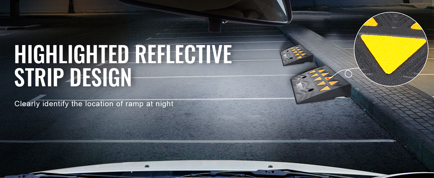 Izcelts atstarojošo joslu dizains uz VEVOR gumijas apmales uzbrauktuves, lai nodrošinātu redzamu drošību autostāvvietā nakts laikā.