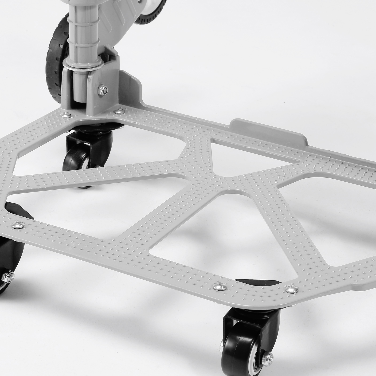 close-up of VEVOR stair climbing cart's base with durable wheels and textured platform.