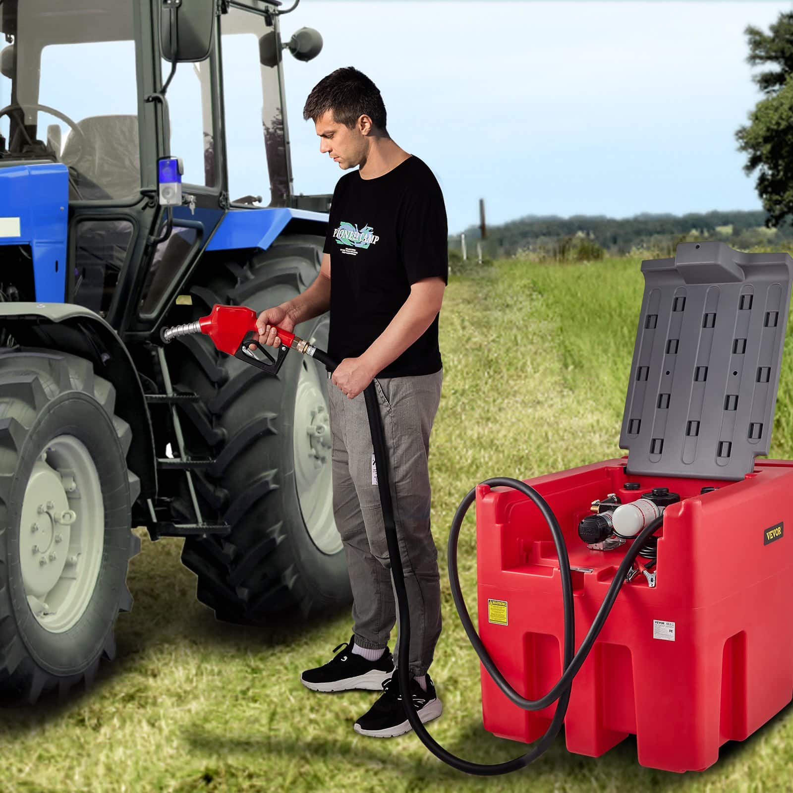 VEVOR 439.1L Portable Diesel Transfer Tank with 12V Electric Pump, 10.6 GPM Flow, 399.3 cm Hose, Red PE Fuel Tank - Pilt 8