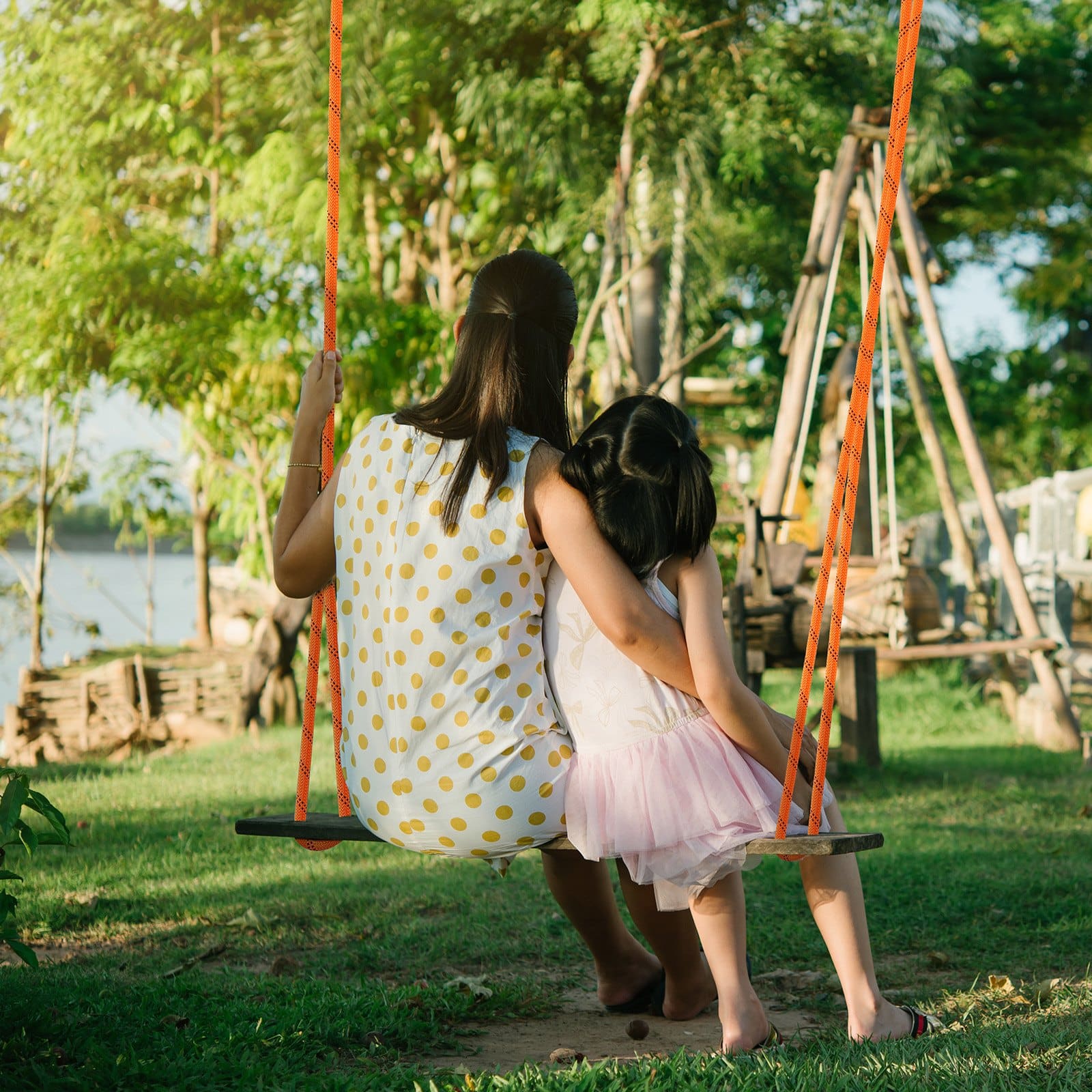 VEVOR Double Braid Polyester Tree Climbing Rope 1 cm x 36.6 m, 48-Strand, 17.79 kN Breaking Strength, Heat-Sealed Ends - Image 8