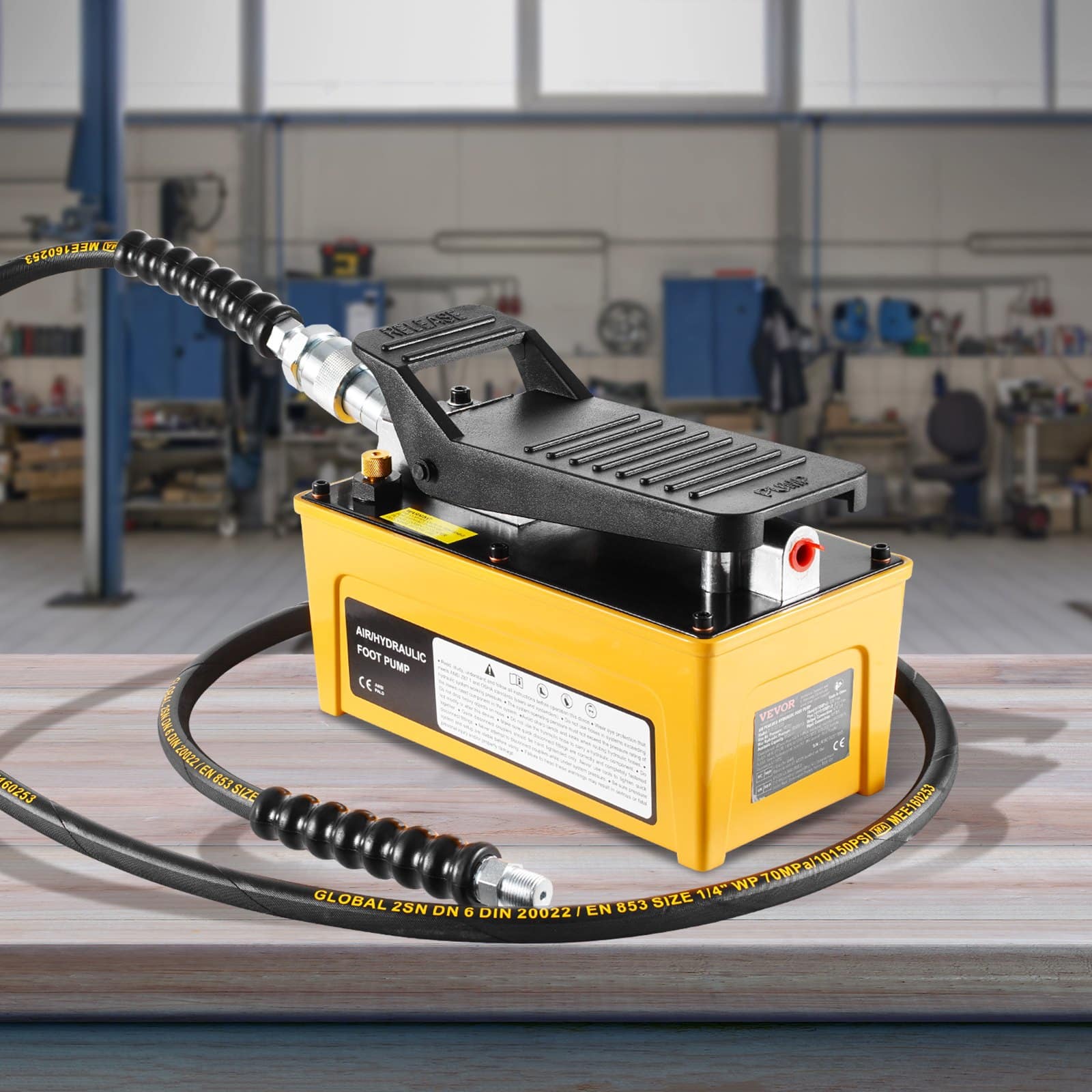 VEVOR 689 bar Air Hydraulic Foot Pump, 1.6 L Tank, 3/8" Oil Outlet, 1/4" Inlet, for Auto Repair & Hydraulic Press Use - Image 8