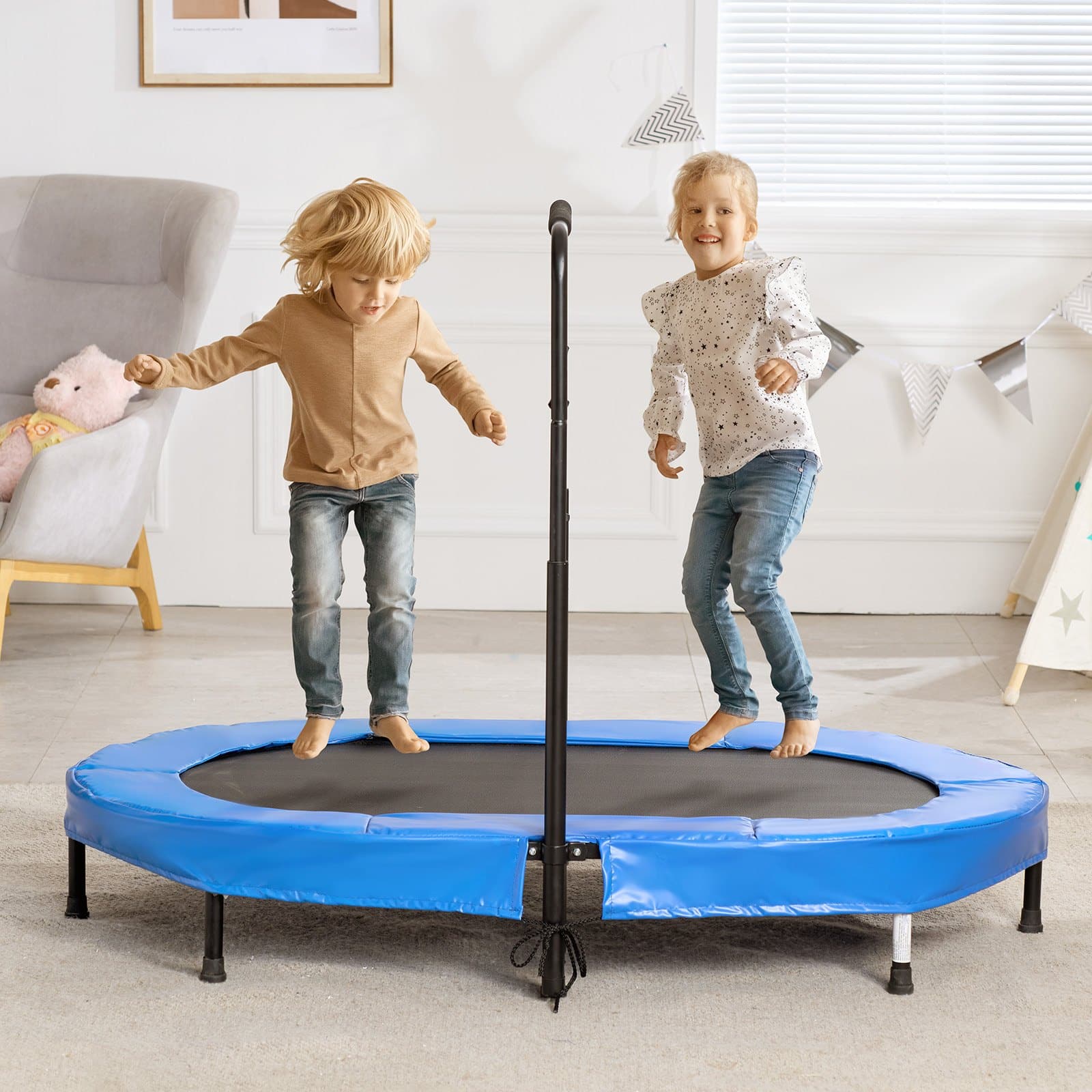 VEVOR Foldable Kids Trampoline 142x91cm with Adjustable Handle, Indoor/Outdoor Rebounder for 3–12 Years, Blue — Attēls 8